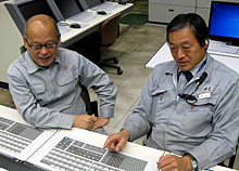 Kunio Furuuchi and Kazushige Chiba of the Idemitsu Technology & Engineering Center