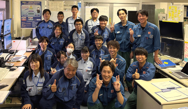 システム切替え完了時の記念写真