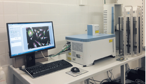 CQ1 with Incubator System