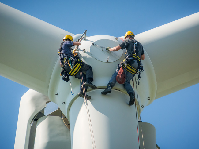 Avoid risks of high-altitude work